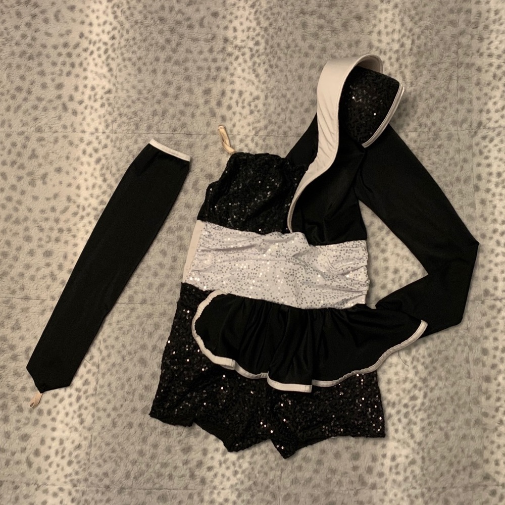 Black & white sequence dance costume.